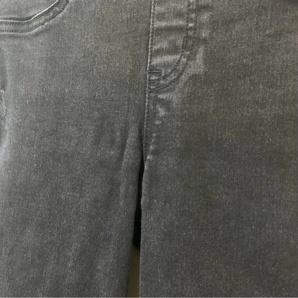 Spanx Vintage Distressed Ankle Skinny Jeans - Picture 13 of 13